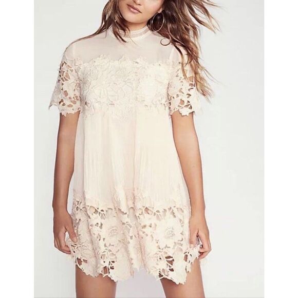 NWOT Saylor Hollie Lace Band Collar Mini Dress Women's XS - Picture 1 of 13